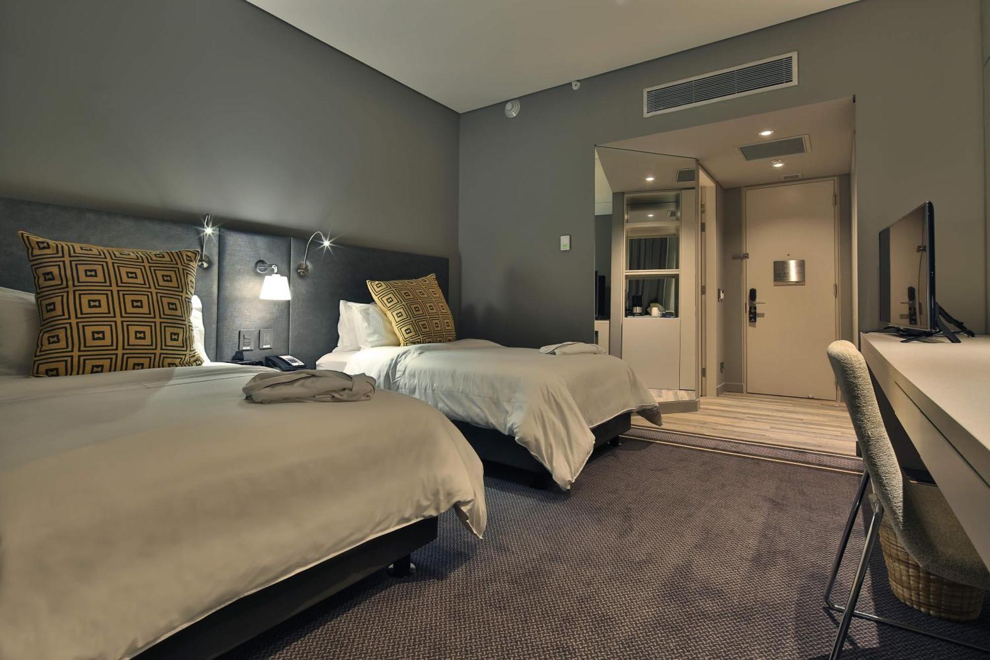 Movich Buro 51 Hotel Barranquilla  Ngoại thất bức ảnh A room at the hotel